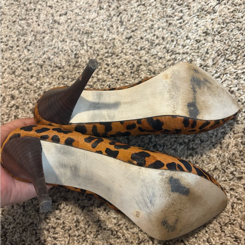 Banana Republic Animal Print Heels - Picture 8 of 8